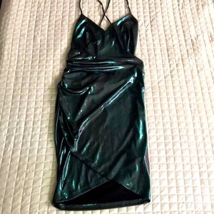 Green iridescent metallic wet shiny backless mini mermaid dress 🧜🏼‍♀️